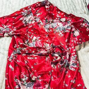 Women's Rose Flowers Silky Satin Short Kimono Robe for Wedding Getting Ready